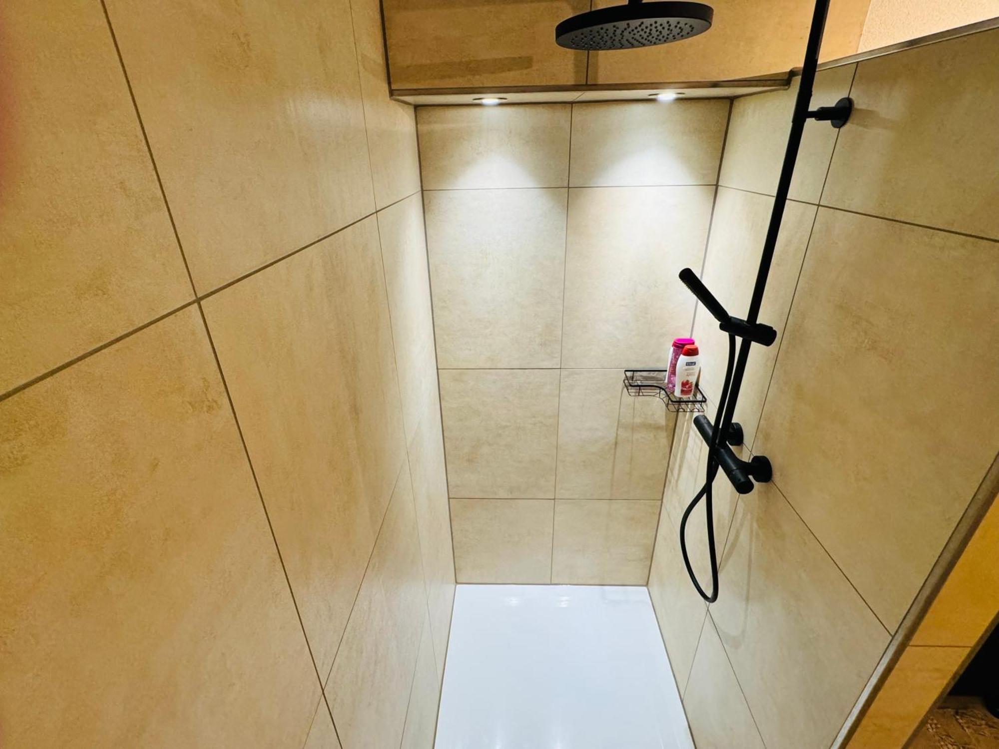 Ferien- Und Business Apartment Cadolzburg ภายนอก รูปภาพ
