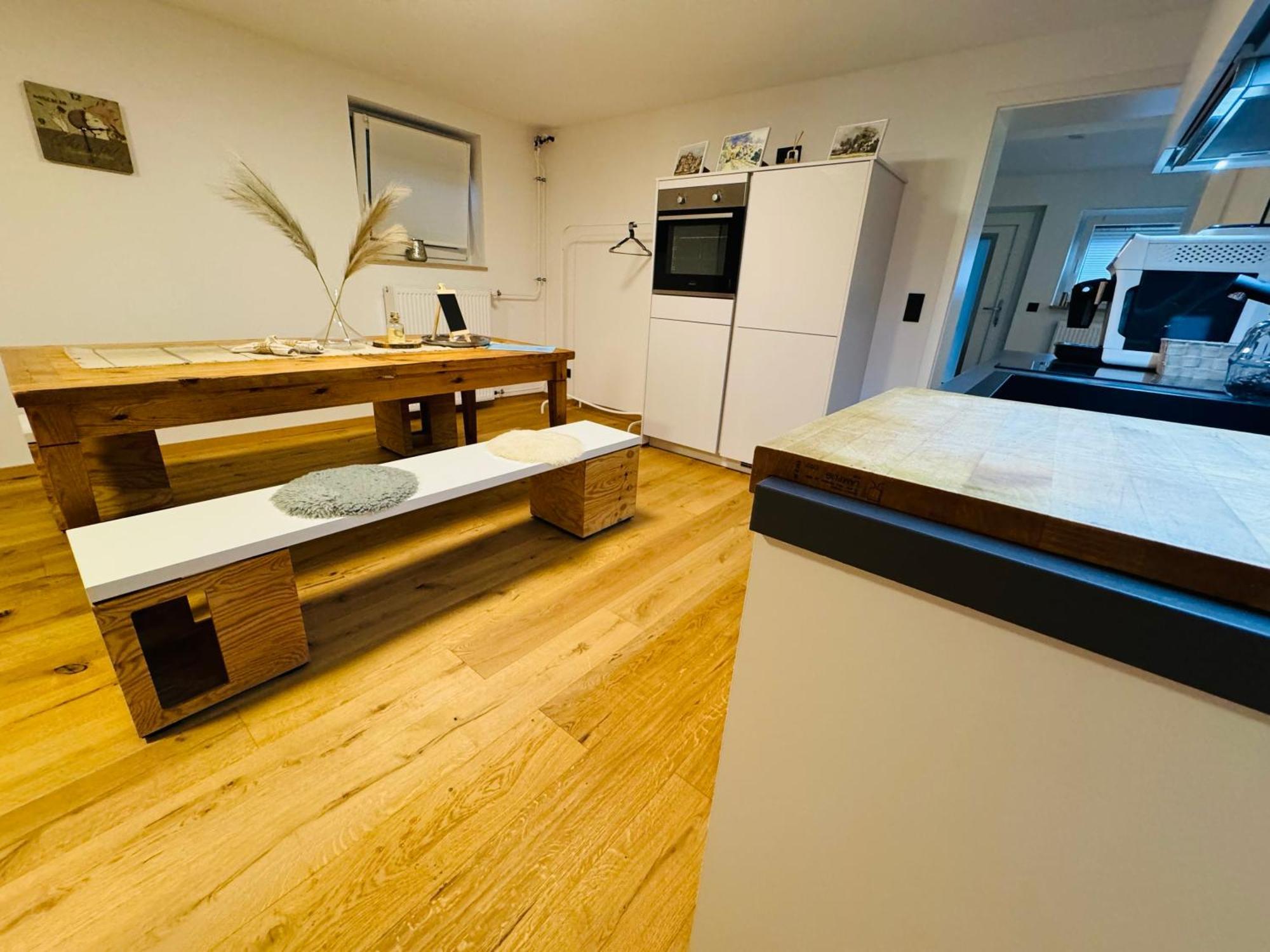 Ferien- Und Business Apartment Cadolzburg ภายนอก รูปภาพ